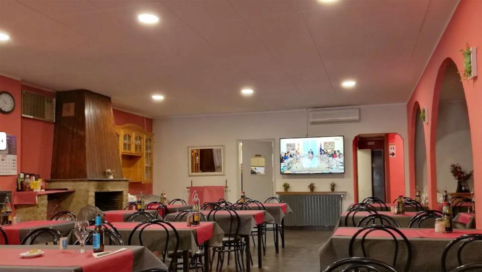 Bar Restaurant  Trevol